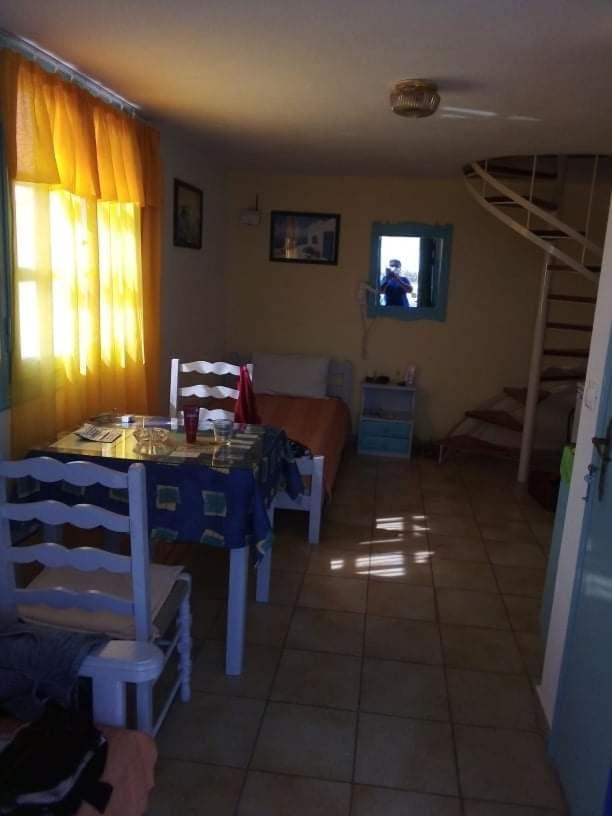 Darzenta Athina Beach Houses Perivolos  Bagian luar foto